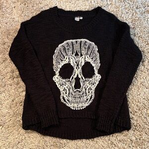 Skull Knit Black Sweater Womens Size Medium from Simon’s